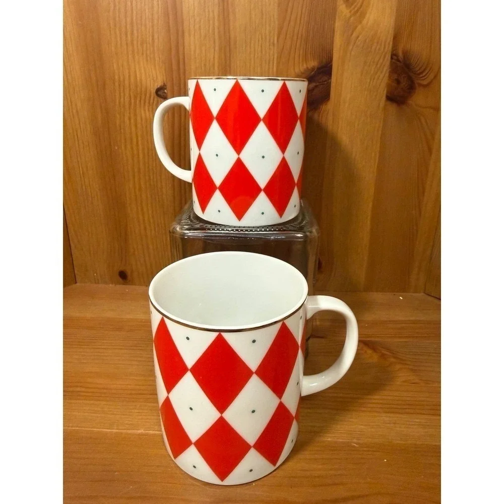 Williams Sonoma Harlequin Diamond Mugs Set of 2 Red‎ White Gold Trim